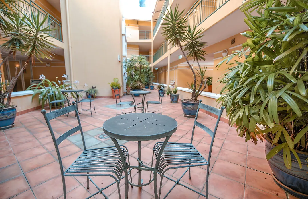Il Palazzo Holiday Apartments-1